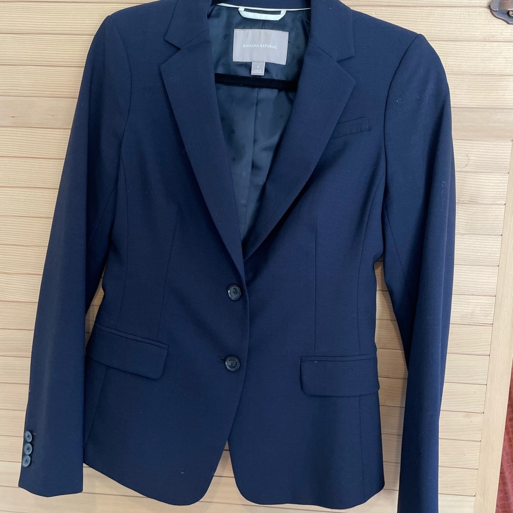 Banana Republic Navy Blazer sz 2